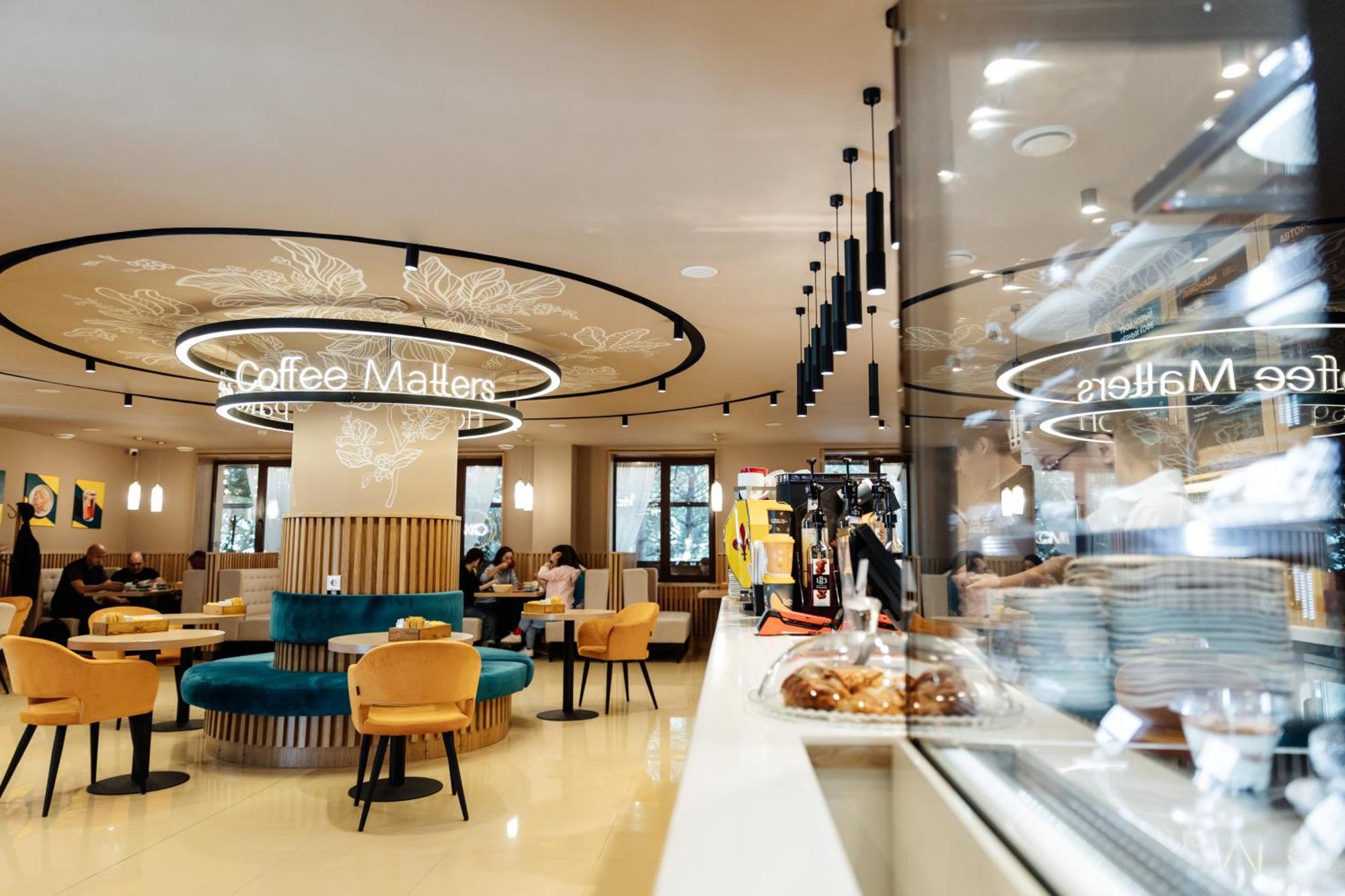 Victoria Hotel Uralsk Exterior photo